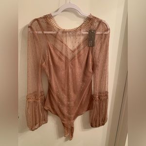 Lace mauve long sleeve bodysuit, size L